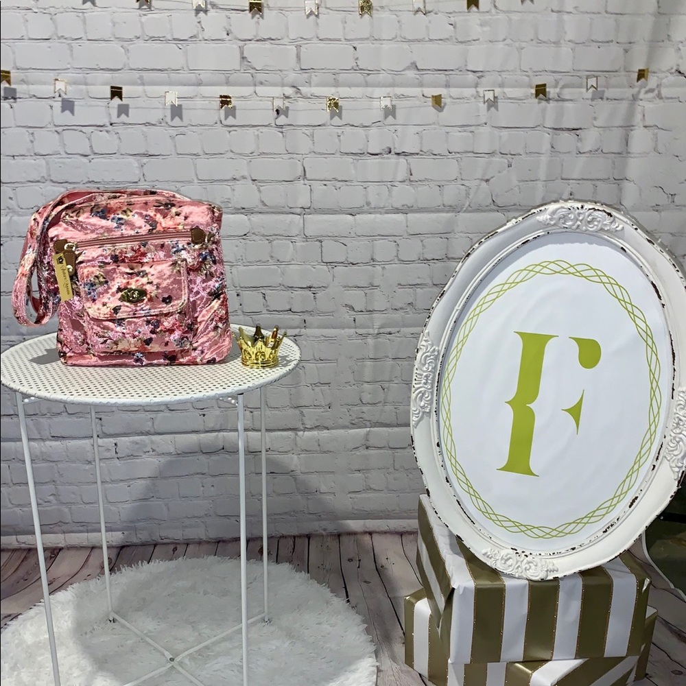 Butter Velvet Satchel (Floral)